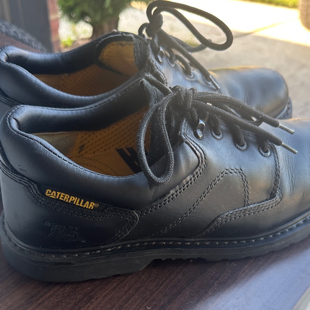 Caterpillar Men's Black Leather Oxfords